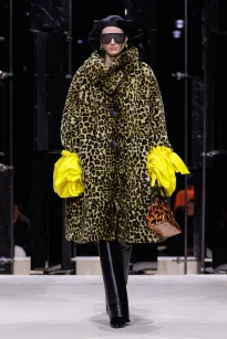 00025-givenchy-fall-2026-ready-to-wear-credit-brand