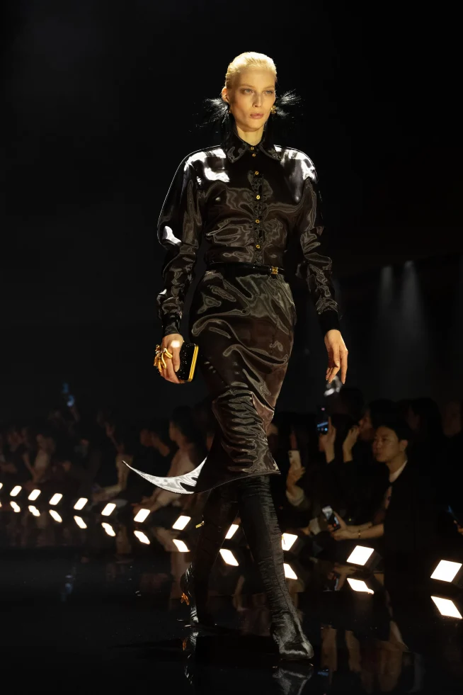 00025-schiaparelli-fall-2026-ready-to-wear-credit-brand