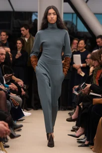 00026-alaia-fall-2026-ready-to-wear-credit-brand