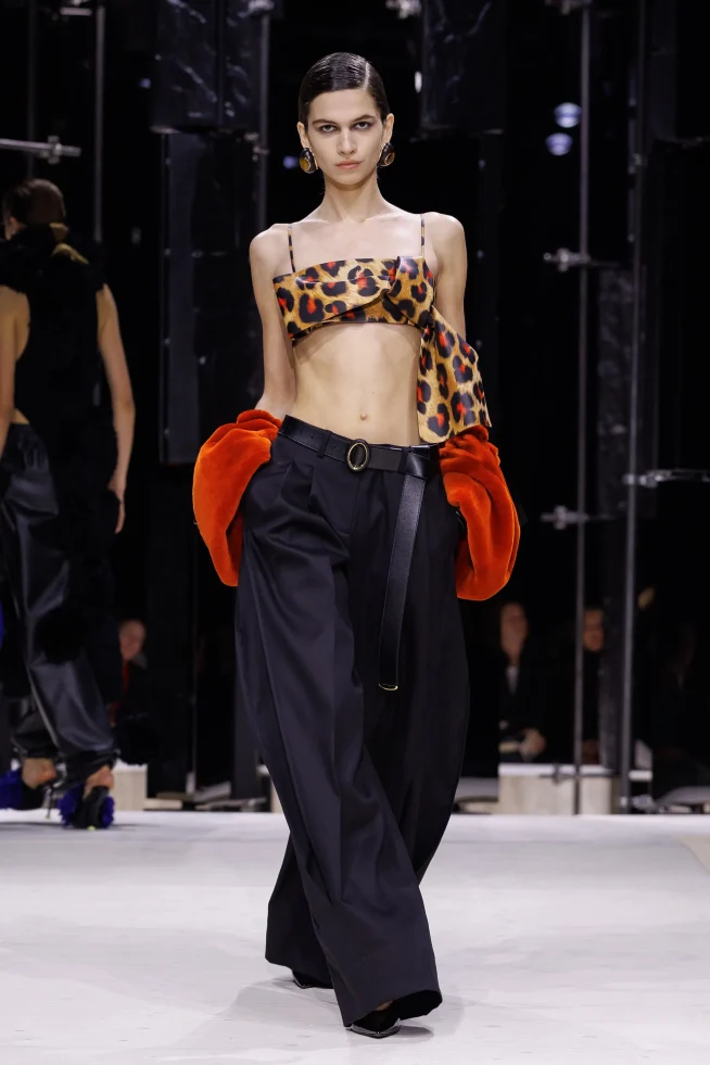 00026-givenchy-fall-2026-ready-to-wear-credit-brand