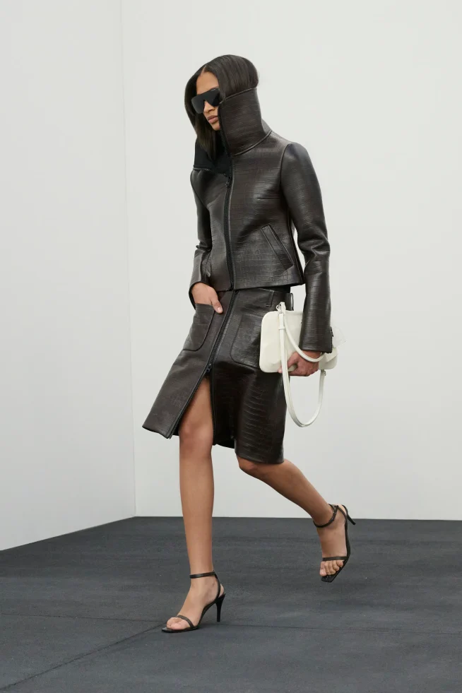 00027-courreges-fall-2026-ready-to-wear-credit-brand