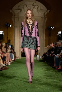 00027-valentino-fall-2026-ready-to-wear-credit-gorunway
