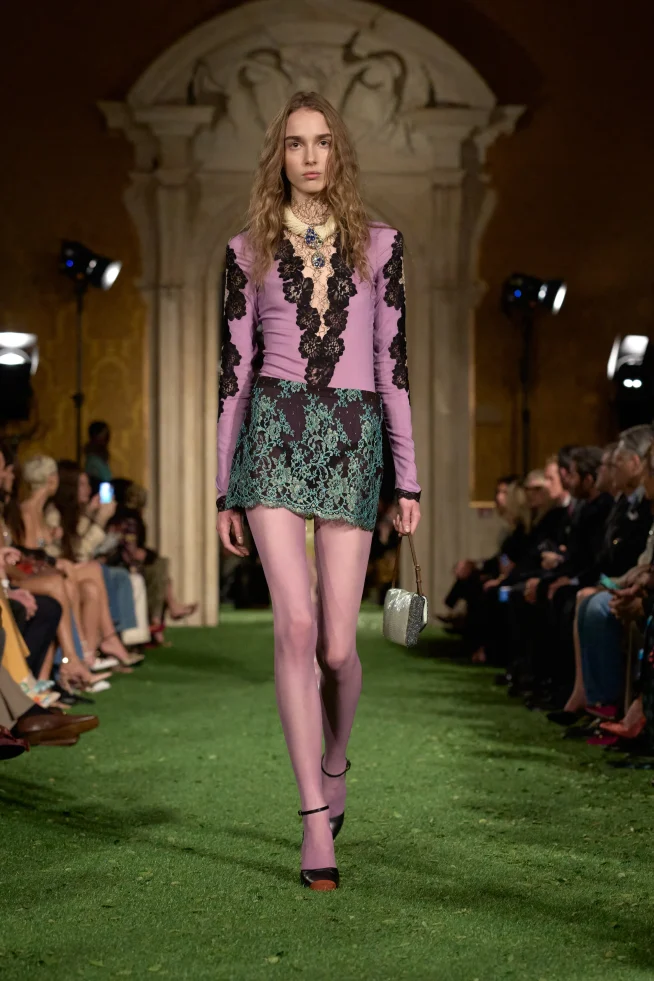 00027-valentino-fall-2026-ready-to-wear-credit-gorunway