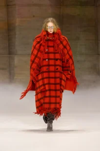 00029-chloe-fall-2026-ready-to-wear-credit-brand