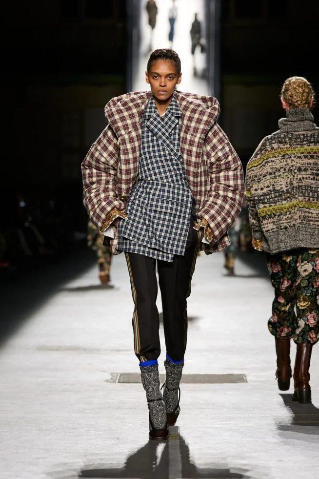 00029-dries-van-noten-fall-2026-ready-to-wear-credit-gorunway