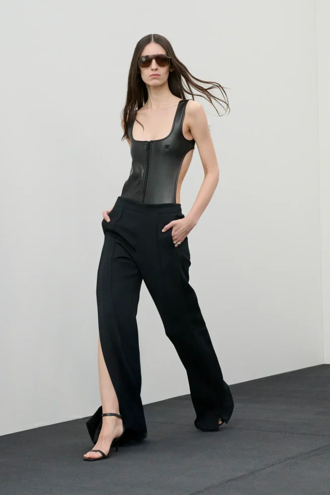00031-courreges-fall-2026-ready-to-wear-credit-brand