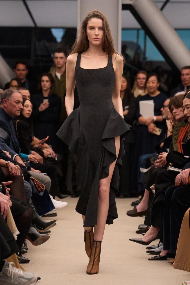 00032-alaia-fall-2026-ready-to-wear-credit-brand