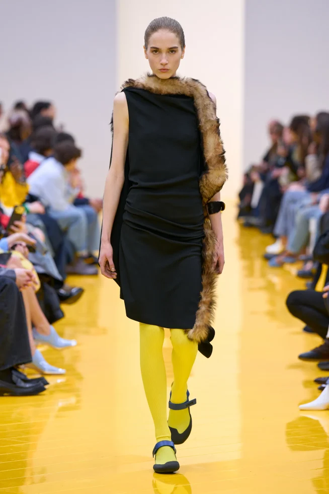 00033-loewe-fall-2026-ready-to-wear-credit-gorunway