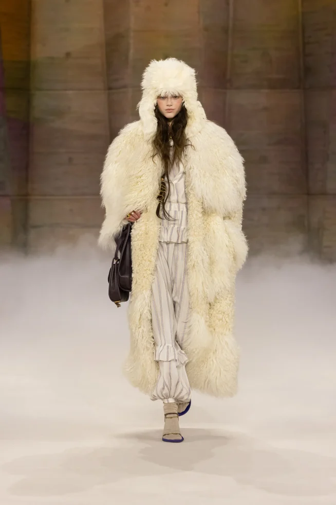 00034-chloe-fall-2026-ready-to-wear-credit-brand