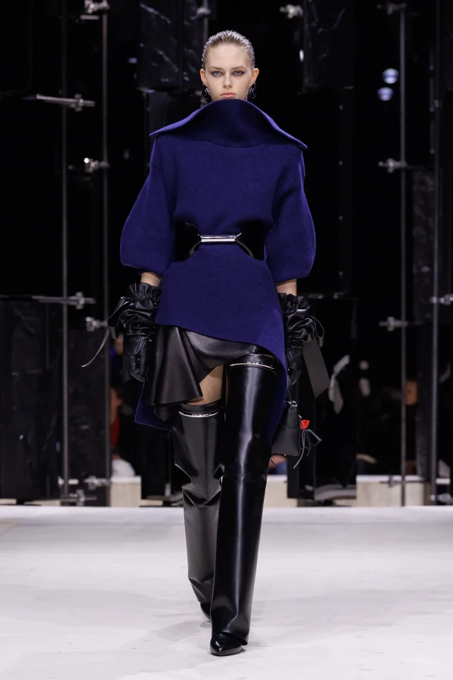 00034-givenchy-fall-2026-ready-to-wear-credit-brand