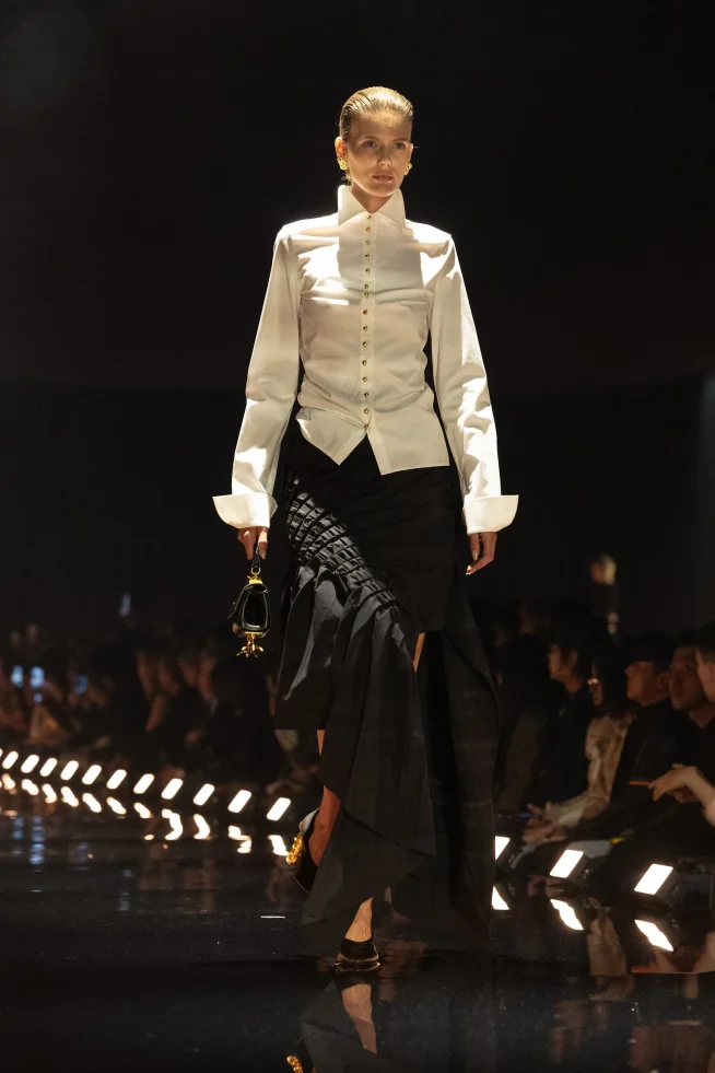 00034-schiaparelli-fall-2026-ready-to-wear-credit-brand