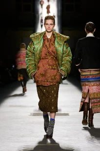 00039-dries-van-noten-fall-2026-ready-to-wear-credit-gorunway