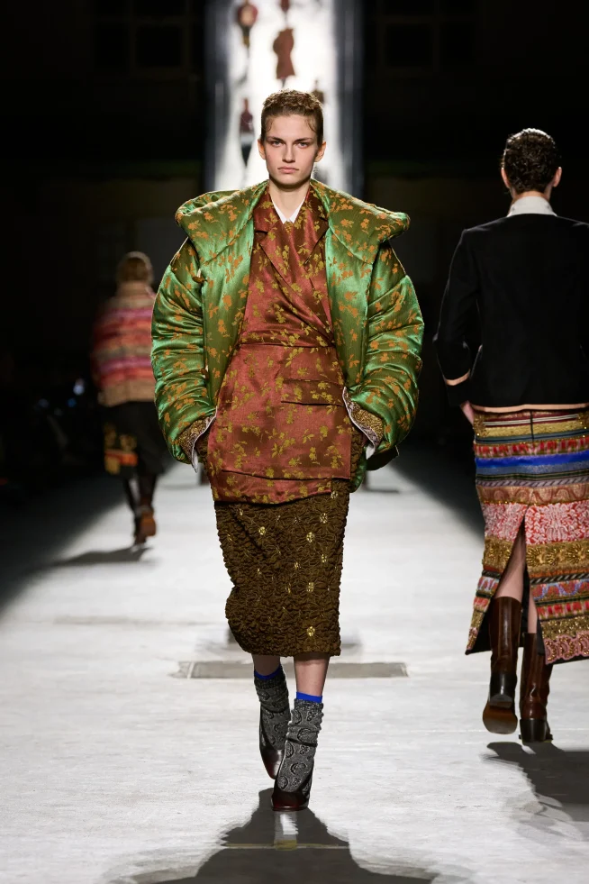 00039-dries-van-noten-fall-2026-ready-to-wear-credit-gorunway
