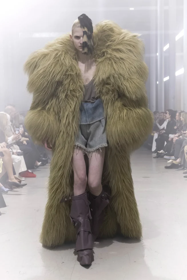 00040-rick-owens-fall-2026-ready-to-wear-credit-brand