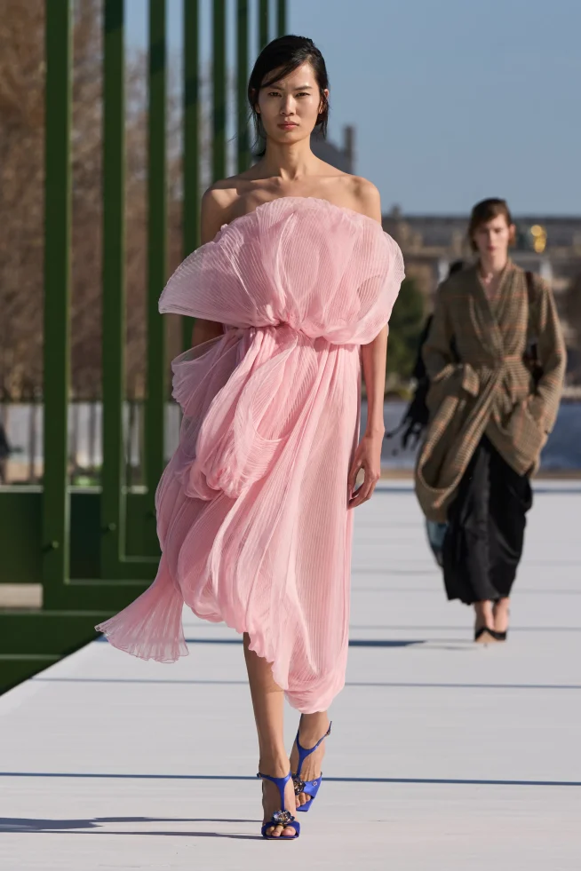 00045-christian-dior-fall-2026-ready-to-wear-credit-gorunway