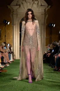 00049-valentino-fall-2026-ready-to-wear-credit-gorunway