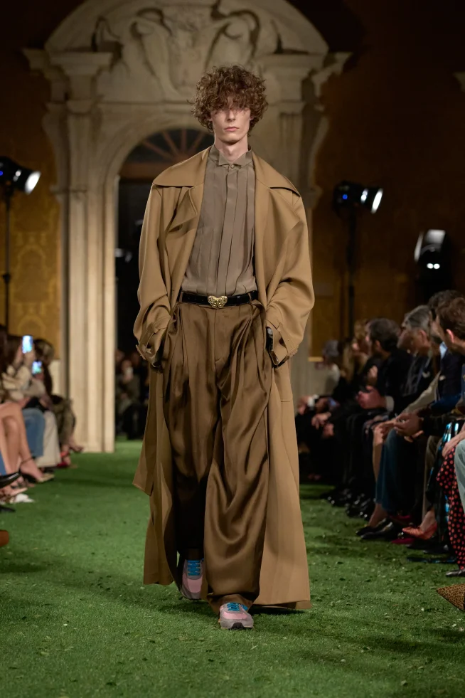 00051-valentino-fall-2026-ready-to-wear-credit-gorunway