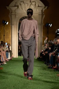 00052-valentino-fall-2026-ready-to-wear-credit-gorunway