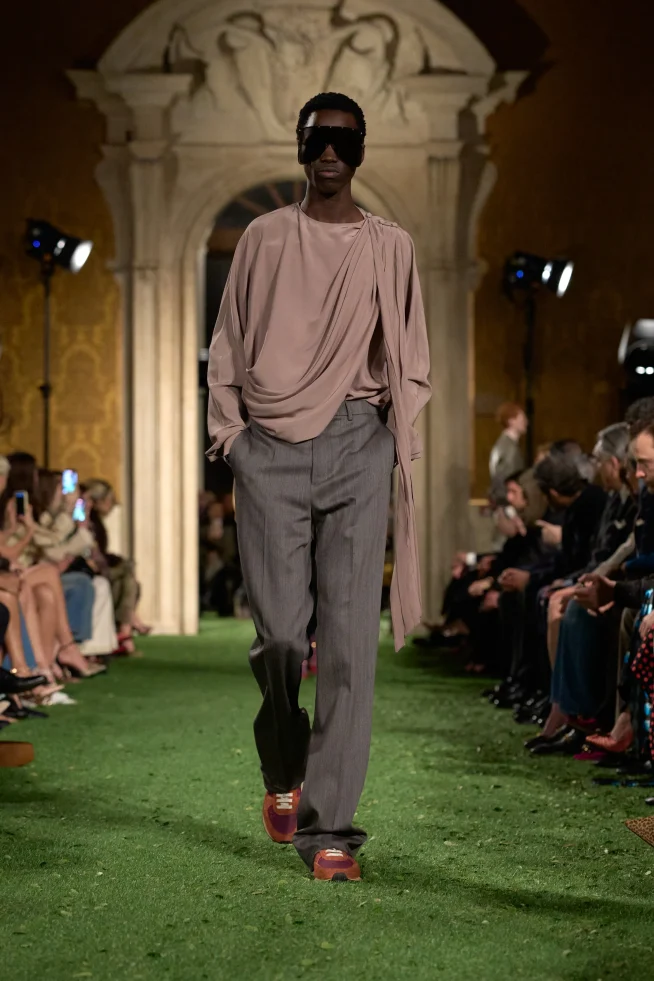 00052-valentino-fall-2026-ready-to-wear-credit-gorunway