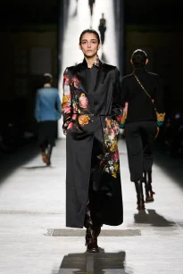 00054-dries-van-noten-fall-2026-ready-to-wear-credit-gorunway