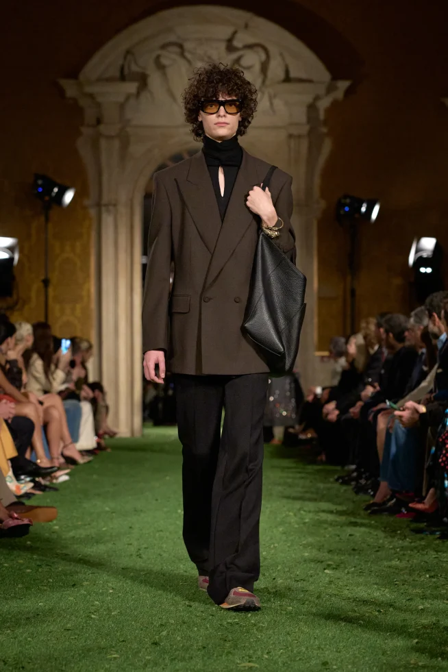 00061-valentino-fall-2026-ready-to-wear-credit-gorunway