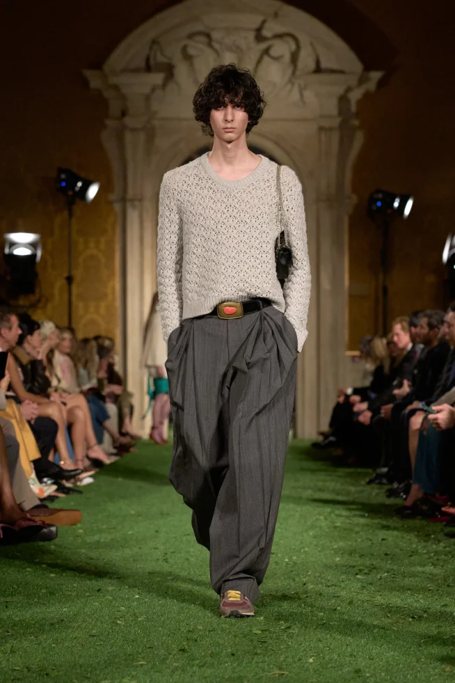 00064-valentino-fall-2026-ready-to-wear-credit-gorunway