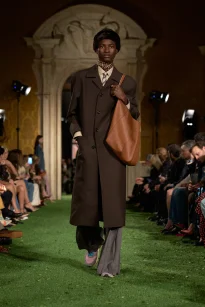 00065-valentino-fall-2026-ready-to-wear-credit-gorunway