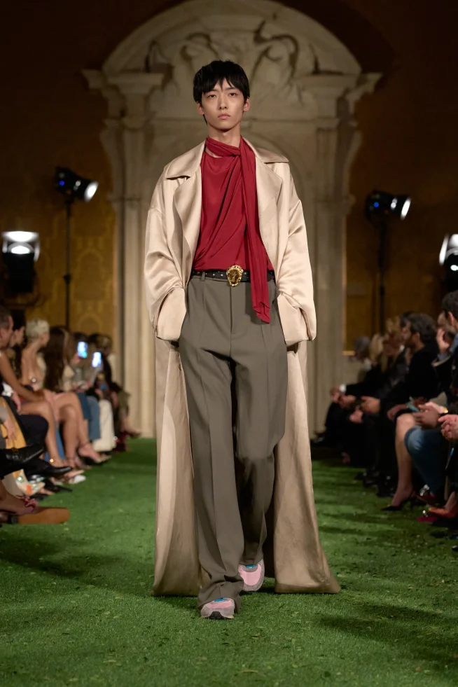 00075-valentino-fall-2026-ready-to-wear-credit-gorunway