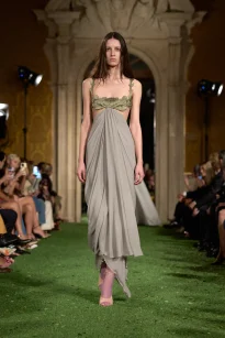 00077-valentino-fall-2026-ready-to-wear-credit-gorunway