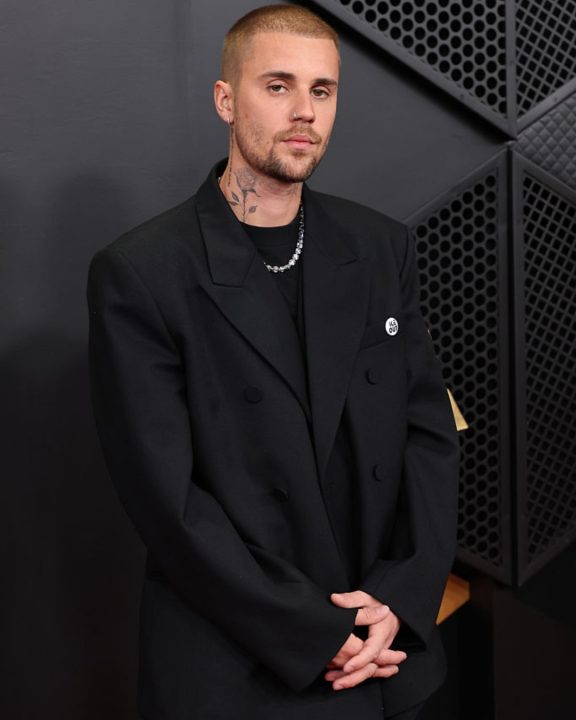 SKYLRK lança coleção limitada especial em homenagem aos 32 anos de Justin Bieber