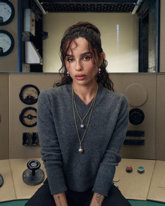 Zoë Kravitz estrela nova campanha de joias da Jessica McCormack inspirada na astronomia