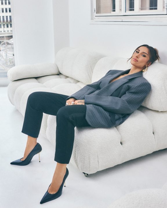 Schutz escala Bianca Andrade para campanha de inverno como rosto de nova coleção