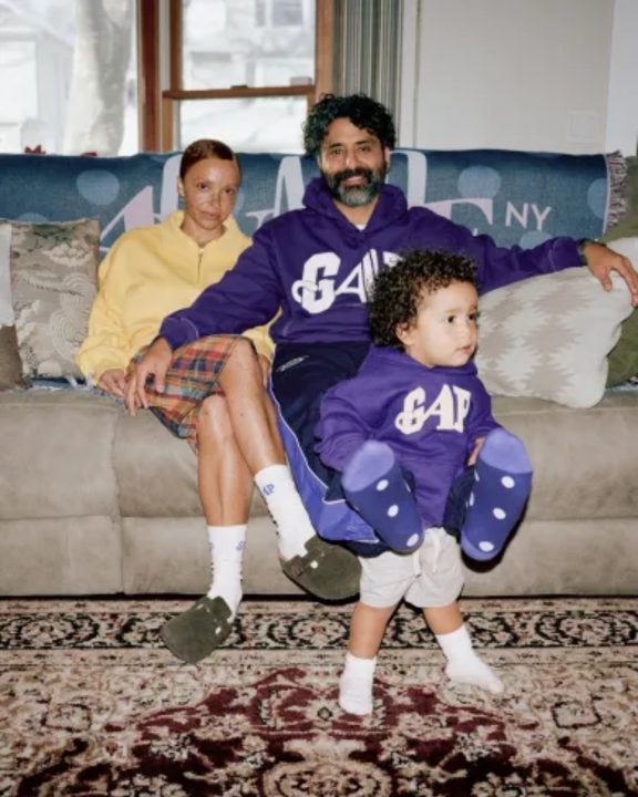 Anos 90 e Streetwear: Gap se une à Awake NY em coleção que resgata os clássicos