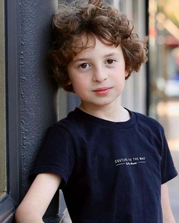 Max Alexander: Quem é o estilista de apenas 10 anos que estreou na Paris Fashion Week?