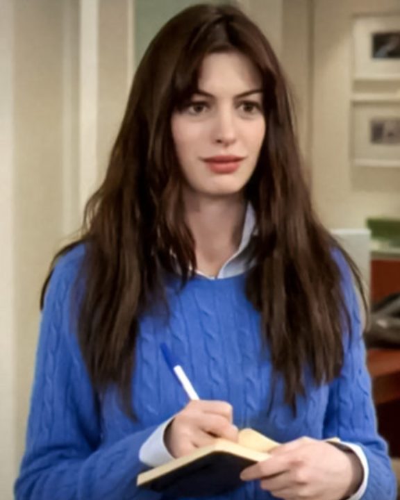 Como usar o azul cerúleo de ‘O Diabo Veste Prada’: 5 dicas de looks para o dia a dia