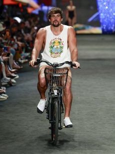 Blue ManRio Fashion Week 2026Foto: Ze Takahashi/ @agfotosite