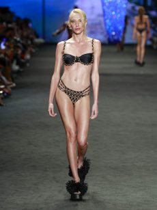 Blue ManRio Fashion Week 2026Foto: Ze Takahashi/ @agfotosite