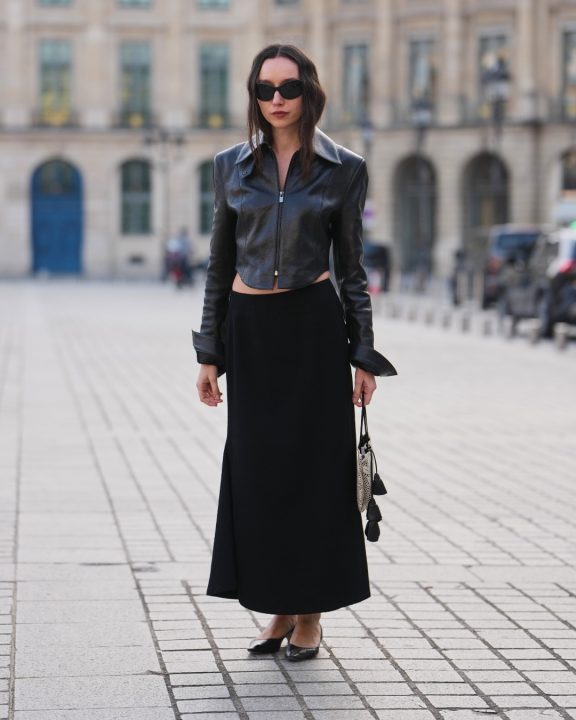 Como usar jaqueta cropped: 5 dicas para definir a cintura e alongar a silhueta