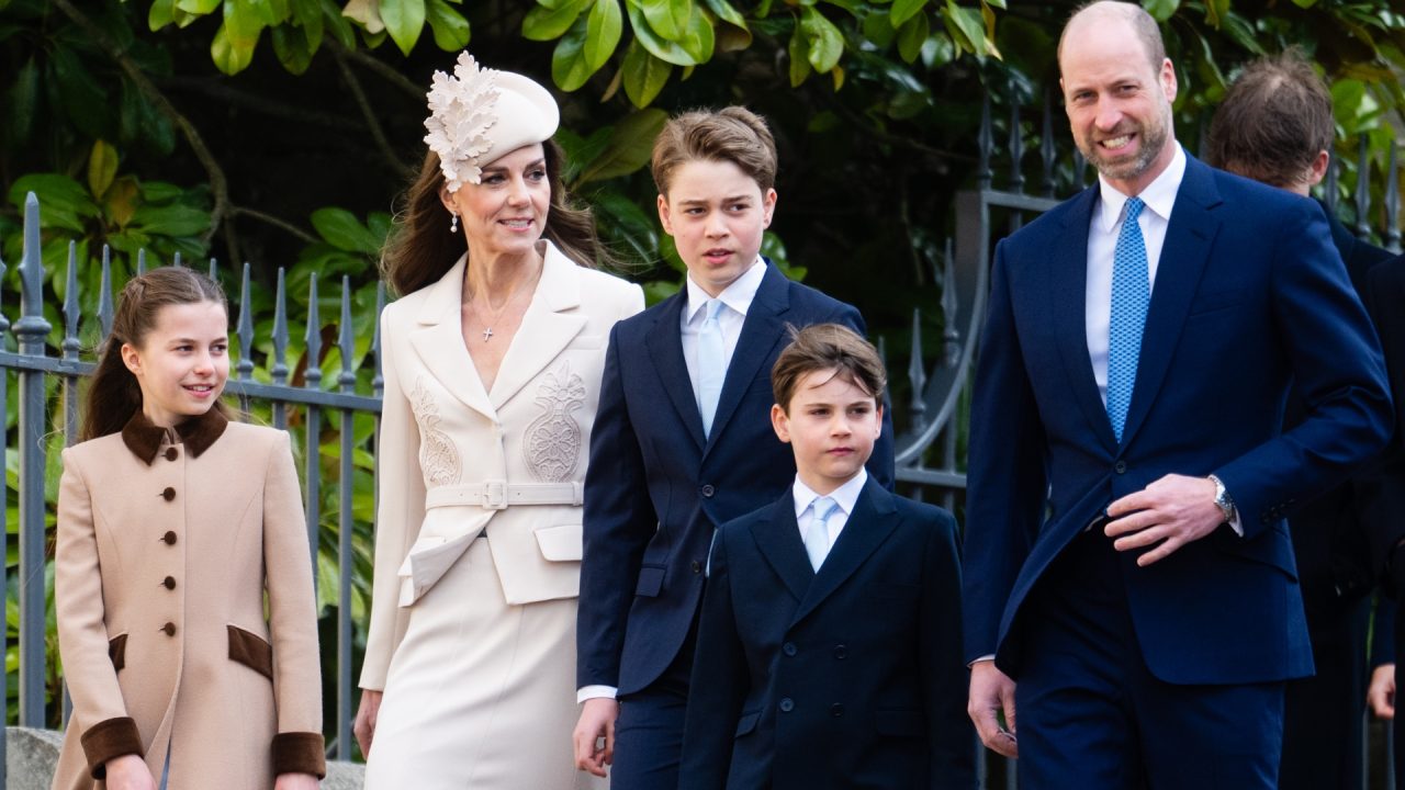 Kate Middleton celebra aniversário filho e Louis rouba a cena com o clássico suéter de lã