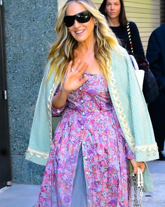 Estampa floral: 5 peças essenciais e como usar a estampa tendência que voltou com tudo!