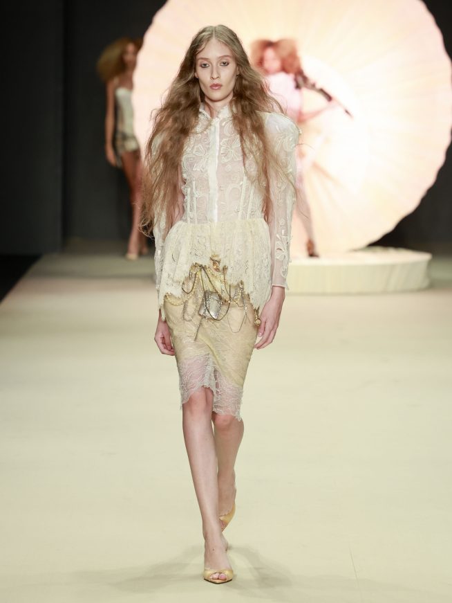 Helo RochaRio Fashion Week 2026Foto: Ze Takahashi/ @agfotosite