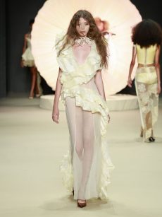 Helo RochaRio Fashion Week 2026Foto: Ze Takahashi/ @agfotosite