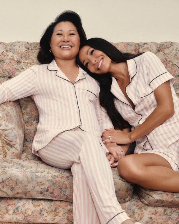 Sabrina Sato e Dona Kika estrelam campanha de Dia das Mães da HOPE sobre gerações
HOPE aposta em narrativa afetiva para destacar autoestima e heranças femininas no Dia das Mães com Sabrina Sato e Dona Kika