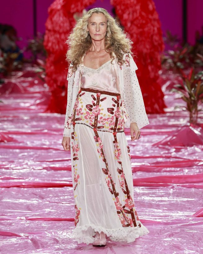 Isabela CapetoRio Fashion Week 2026Foto: Ze Takahashi/ @agfotosite