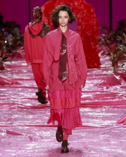 Isabela CapetoRio Fashion Week 2026Foto: Ze Takahashi/ @agfotosite