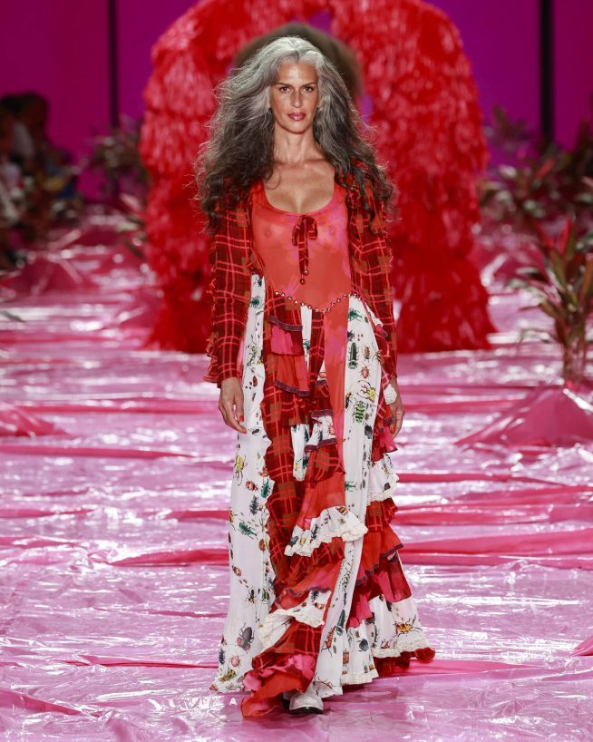 Isabela CapetoRio Fashion Week 2026Foto: Ze Takahashi/ @agfotosite
