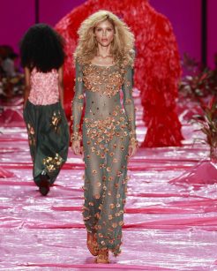 Isabela CapetoRio Fashion Week 2026Foto: Ze Takahashi/ @agfotosite