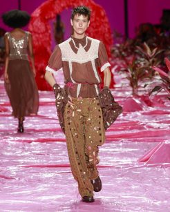 Isabela CapetoRio Fashion Week 2026Foto: Ze Takahashi/ @agfotosite