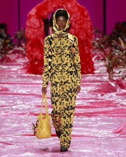 Isabela CapetoRio Fashion Week 2026Foto: Ze Takahashi/ @agfotosite