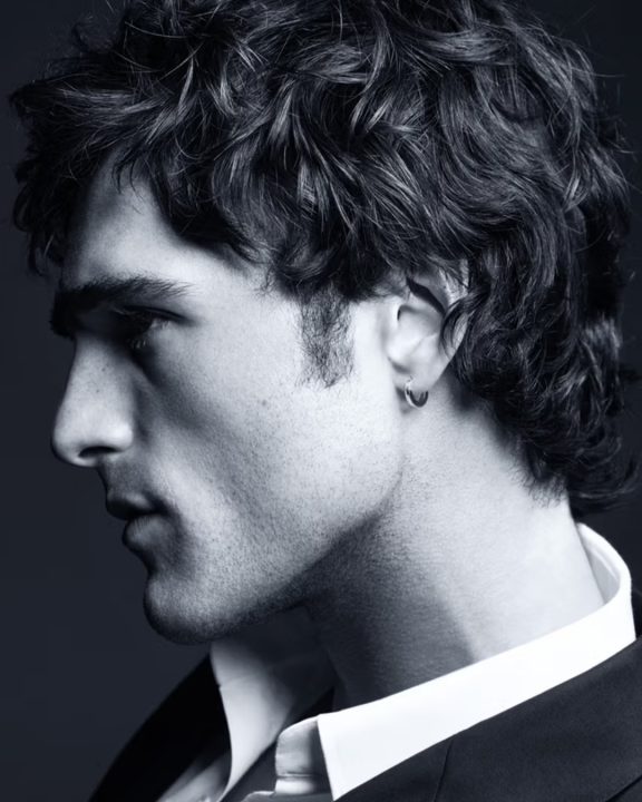 ‘It-boy’ da Chanel: Jacob Elordi é o novo embaixador de perfume masculino icônico da maison